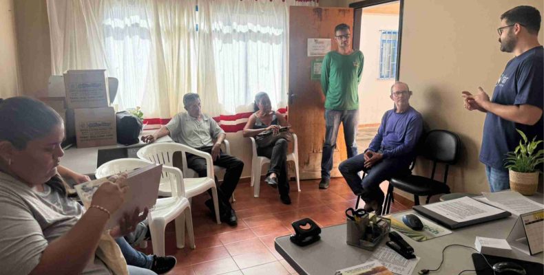 Ouvidor inicia projeto de proteção e recuperação de nascentes em parceria com a AXIA Energia