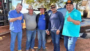 Prefeito Douglas Sertório acompanha frentes de trabalho e reforça recuperação de estradas em Campo Alegre de Goiás