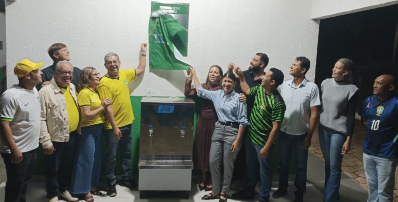 Inauguração em clima de Copa marca entrega dos novos vestiários do Complexo Turístico Levison da Silva em Anhanguera