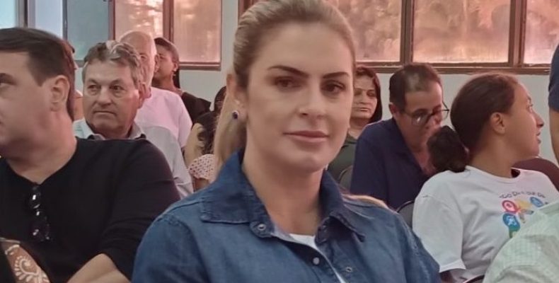 Flávia Teles percorre cinco municípios do Sudeste Goiano e reforça pré-candidatura à Câmara Federal