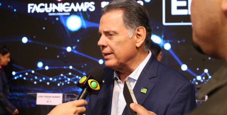 Em primeiro debate desta eleição, Marconi reforça compromissos e coloca valorização das forças de segurança entre prioridades