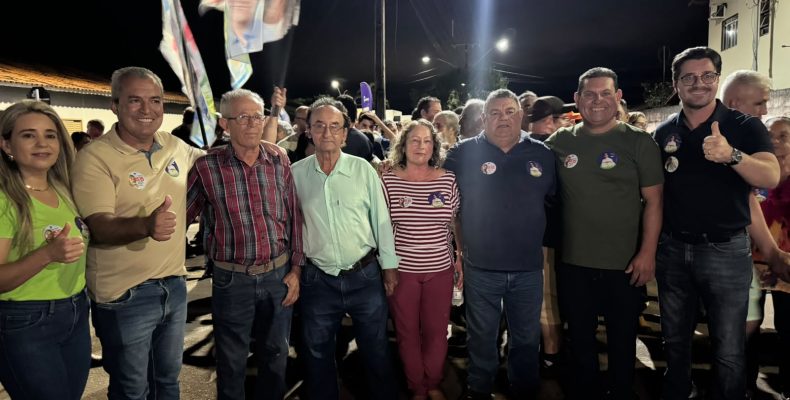 Adesivaço reúne apoiadores de Henrique César e Flávia Morais em Ouvidor